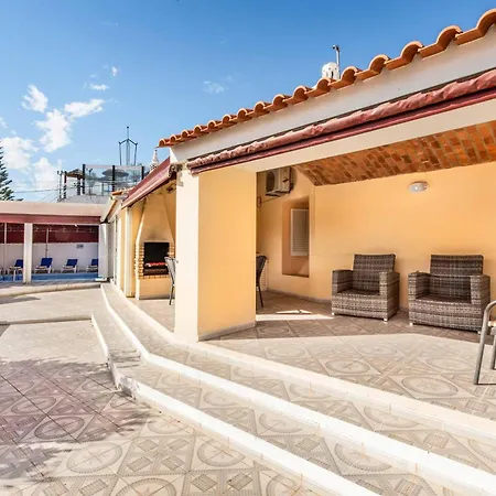 Mogan Villa